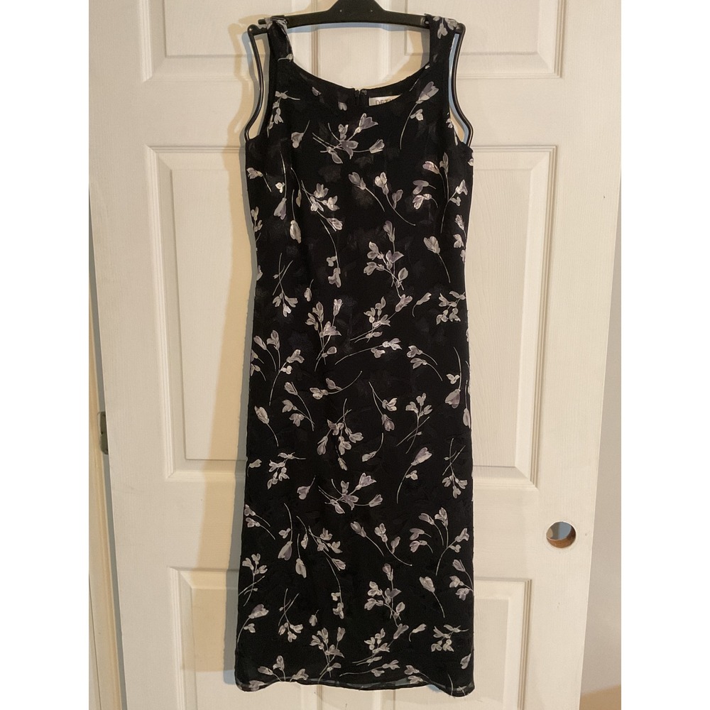 Petite Sophisticate Black Floral Burnout Metallic Sheath Dress Sz 2P Sleeveless